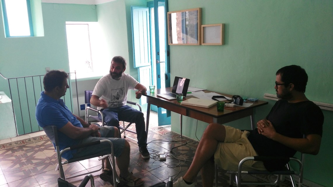 Federico Bacci, Filippo Racciatti e Juan Pablo Macias discutono le modalità per il trasferimento di BAS a Parigi